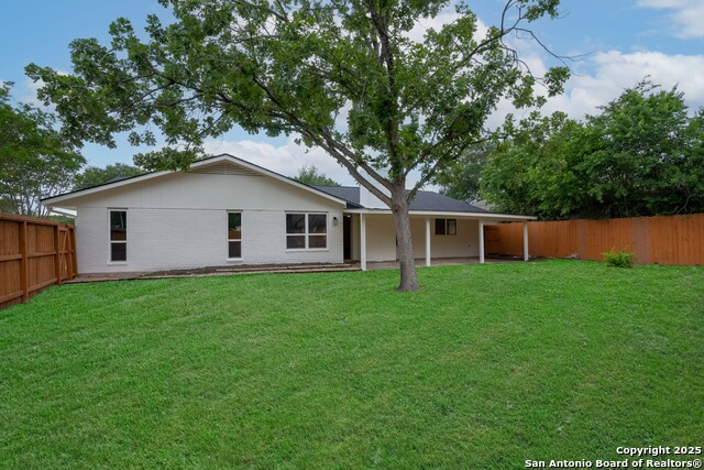 Listing photo id 35 for 12215 Violet