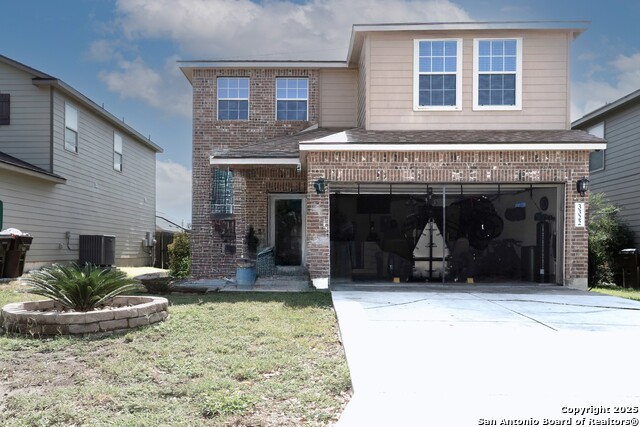 Listing photo id 1 for 3322 Dunlap Flds