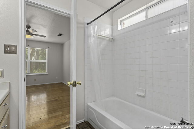 Listing photo id 13 for 7211 Burns Trail