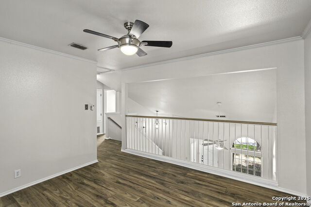 Listing photo id 15 for 7211 Burns Trail