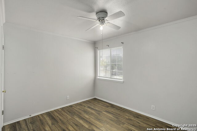 Listing photo id 17 for 7211 Burns Trail