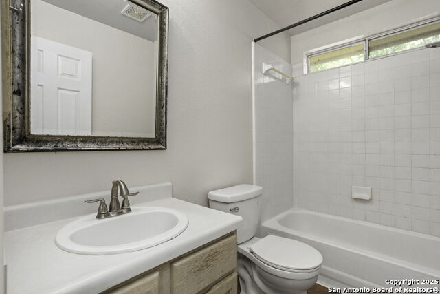 Listing photo id 18 for 7211 Burns Trail