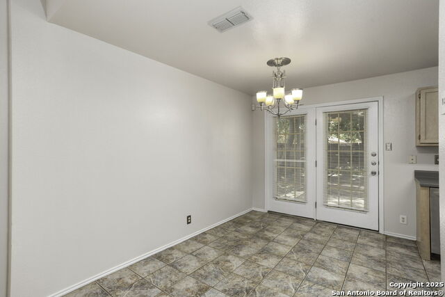 Listing photo id 4 for 7211 Burns Trail