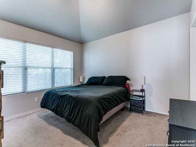 Listing photo id 17 for 6211 Post Mi