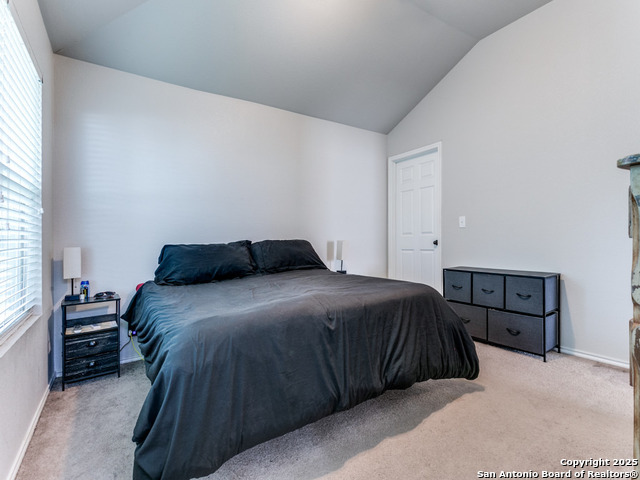 Listing photo id 18 for 6211 Post Mi
