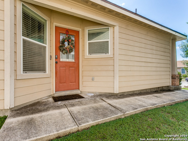 Listing photo id 1 for 6211 Post Mi