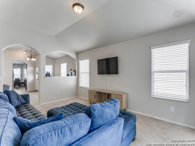 Listing photo id 5 for 6211 Post Mi