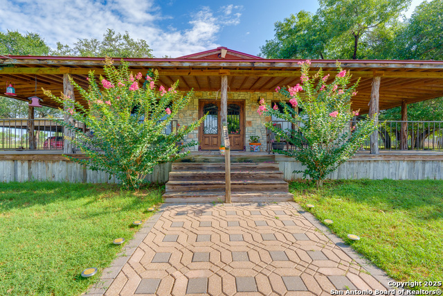 Listing photo id 1 for 10745 Rosemar Ln