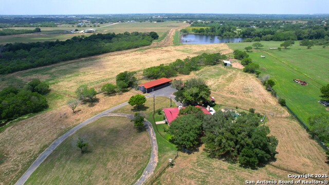 Listing photo id 36 for 10745 Rosemar Ln