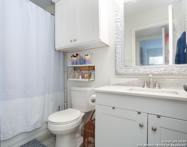 Image 11 of 16 For 3843 Barrington  139j