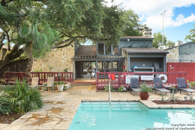 Image 16 of 16 For 3843 Barrington  139j