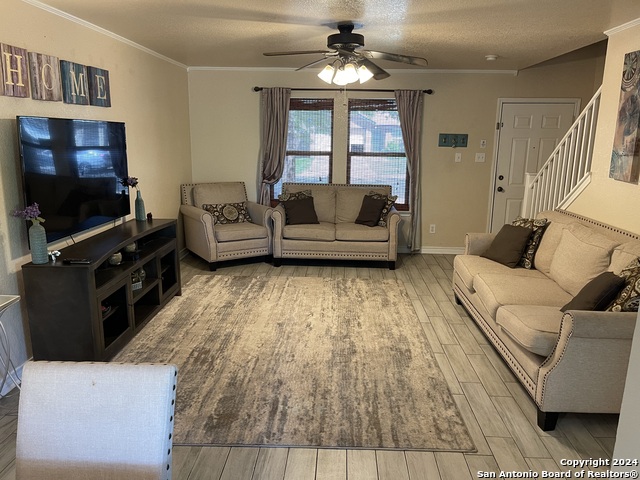 Details for 9858 Menard Cir, San Antonio, TX 78245