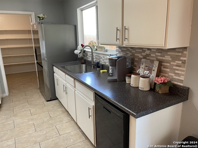 Image 12 of 45 For 9858 Menard Cir