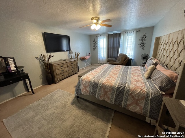 Image 22 of 45 For 9858 Menard Cir