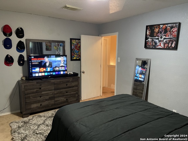 Image 24 of 45 For 9858 Menard Cir