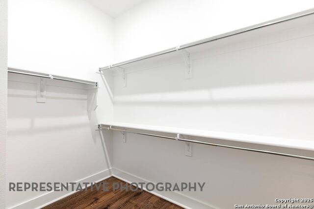 Image 18 of 37 For 12376 Goulding