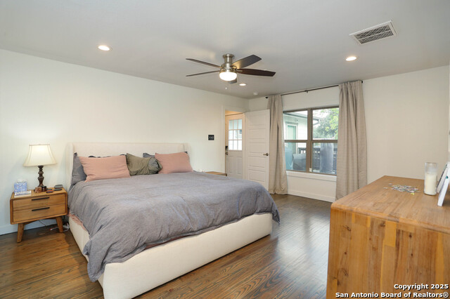 Image 10 of 38 For 1103 Olive N