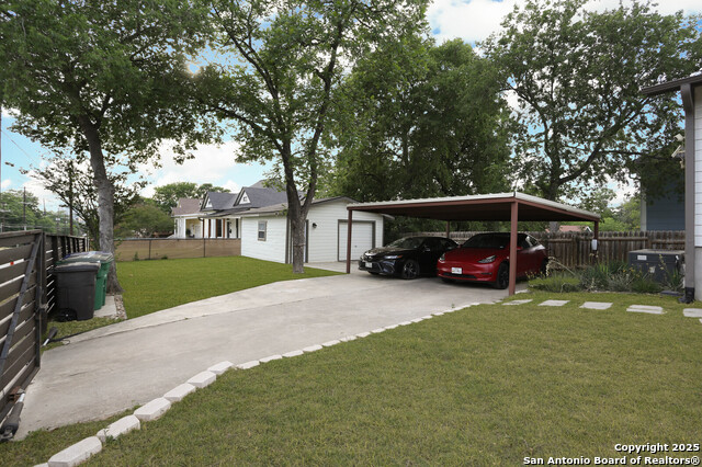 Image 16 of 38 For 1103 Olive N