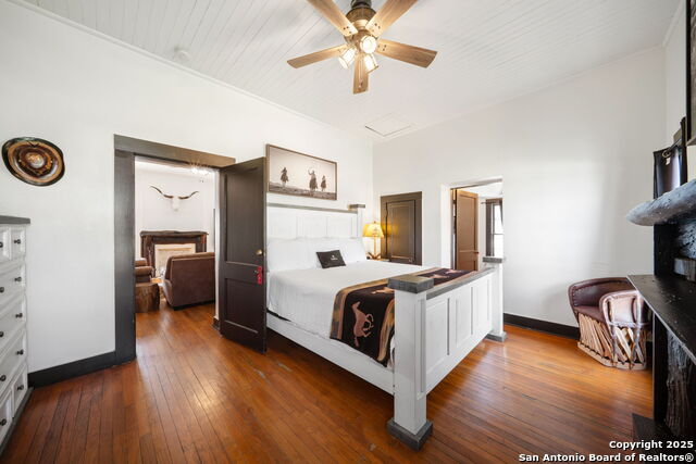 Listing photo id 23 for 1103 Maple