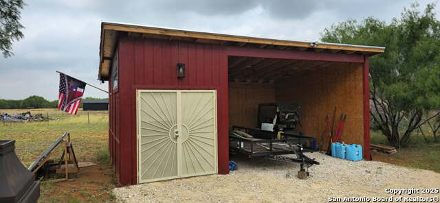 Image 3 of 8 For 8846 Fm 140  