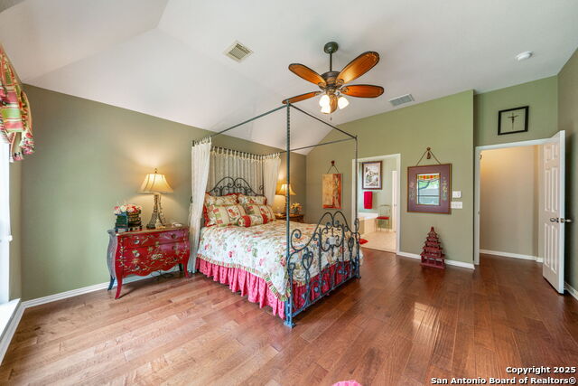 Listing photo id 14 for 13026 Five  