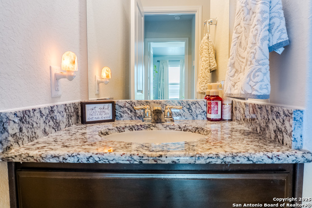 Image 15 of 30 For 328 Black River