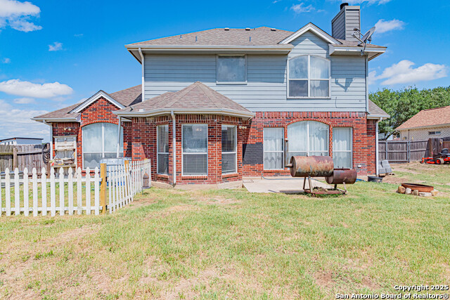 Listing photo id 37 for 132 Las Palomas