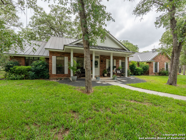 Listing photo id 42 for 120 Spanish Oak Trail