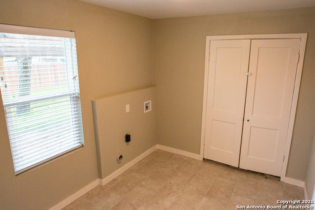 Image 10 of 16 For 602 Shadywood Ln