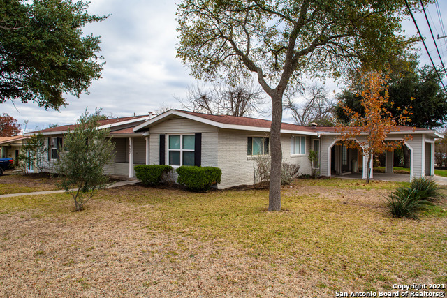 Image 2 of 16 For 602 Shadywood Ln