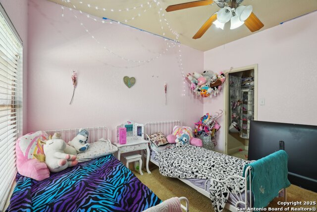 Listing photo id 27 for 7027 Laura Hts