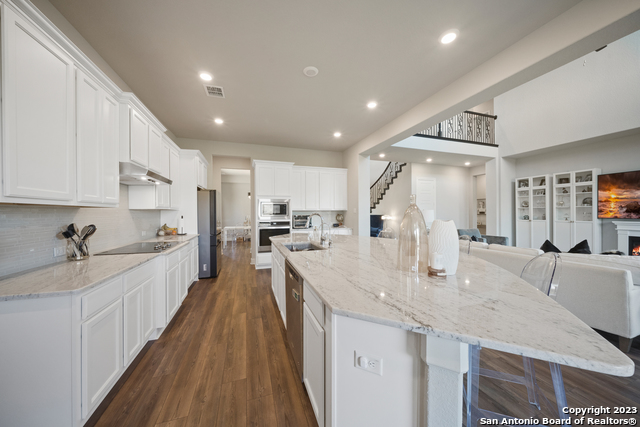 Image 11 of 41 For 418 Sundance Way