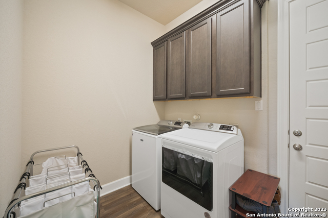 Image 19 of 41 For 418 Sundance Way