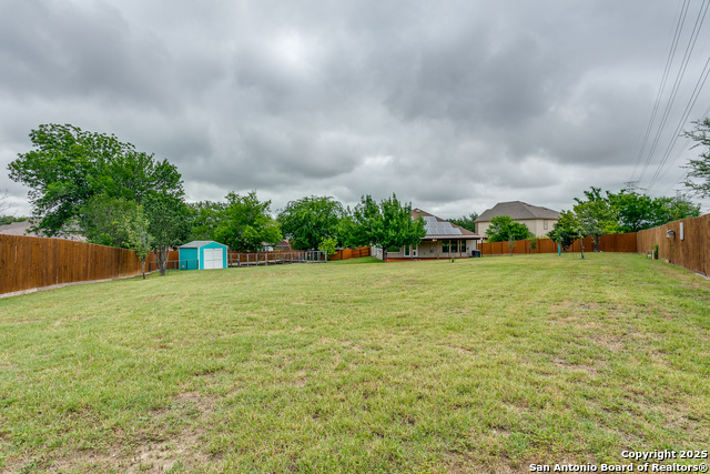 Listing photo id 23 for 6601 Shadden Oaks