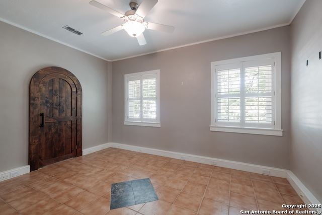 Image 10 of 63 For 123 Serene Creek Ln