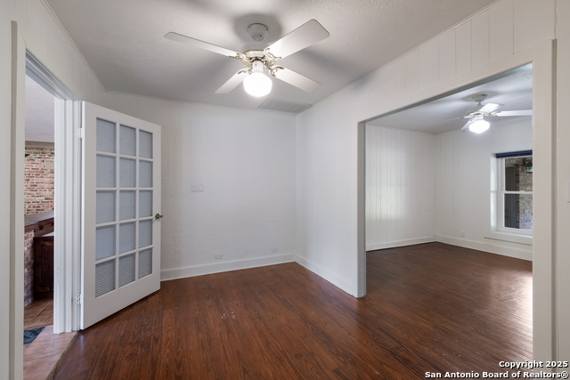 Image 20 of 63 For 123 Serene Creek Ln