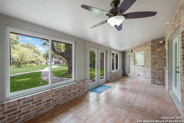 Image 26 of 63 For 123 Serene Creek Ln