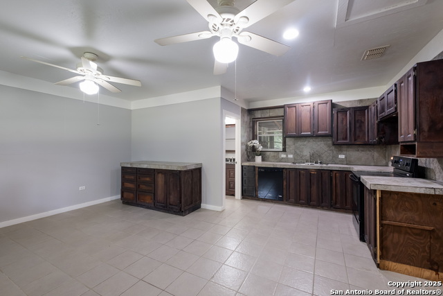 Image 37 of 63 For 123 Serene Creek Ln