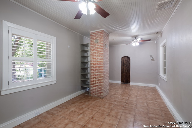Image 8 of 63 For 123 Serene Creek Ln