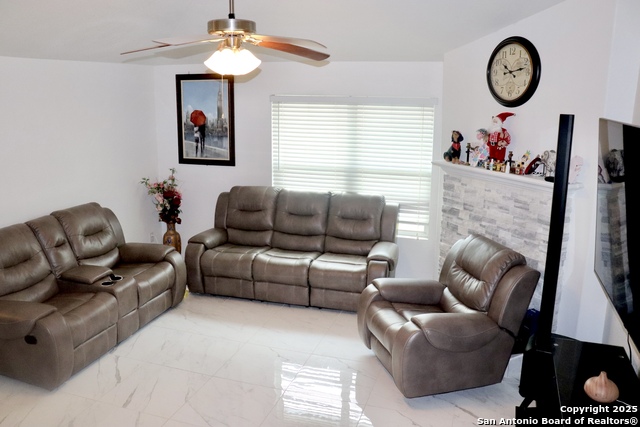 Image 10 of 26 For 7530 Elegante Way