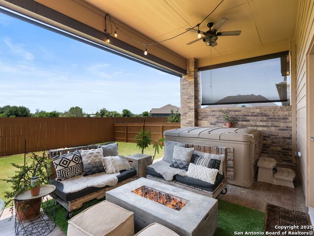 Listing photo id 28 for 4508 River Rock