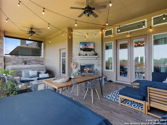 Listing photo id 29 for 4508 River Rock