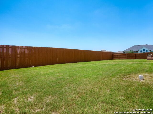 Listing photo id 32 for 4508 River Rock