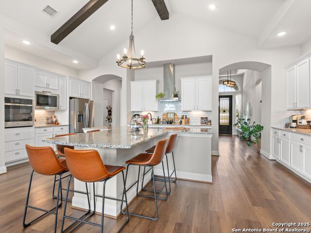 Listing photo id 7 for 4508 River Rock