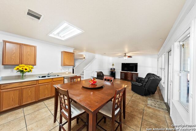 Listing photo id 11 for 9014 Camino Rey