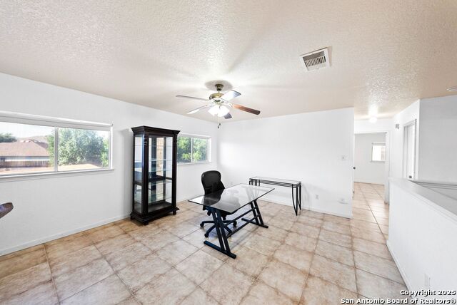 Listing photo id 12 for 9014 Camino Rey