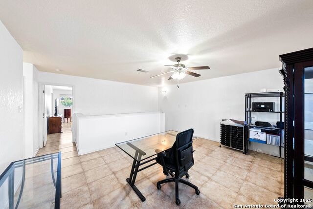 Listing photo id 13 for 9014 Camino Rey
