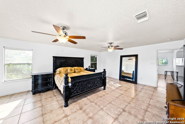 Listing photo id 17 for 9014 Camino Rey