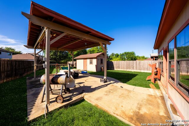 Listing photo id 29 for 9014 Camino Rey