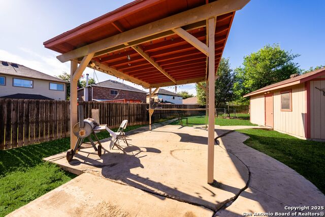 Listing photo id 30 for 9014 Camino Rey